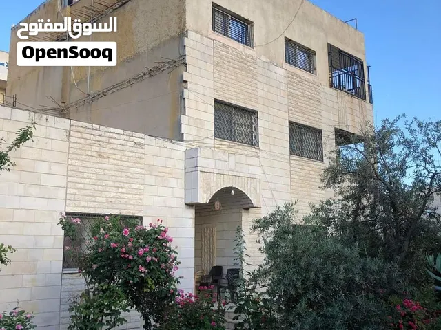 اربد ايدون خلف مستشفى الراهبات الورديه بالقرب من سوبر ماركت mk