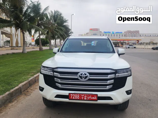 SUV Toyota in Muscat