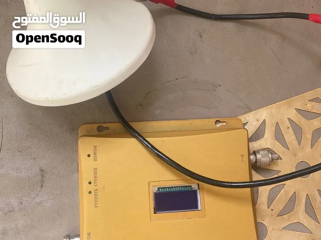 مقوي شبكات الاتصلات الهاتف معاه جميع خيوطه اقرا وصف