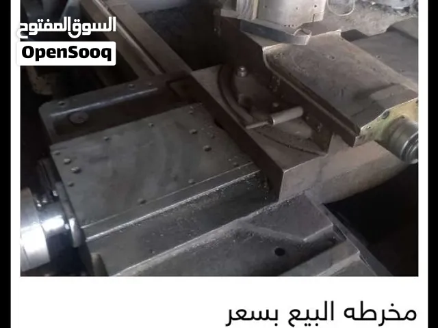 مخرطه 3 متر ونص االبيع بحاله وكاله