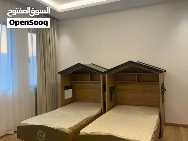 غرفة نوم مستعملة في حالة ممتازة للبيع الفوري بسعر مغري Excellent condition bedroom set great price
