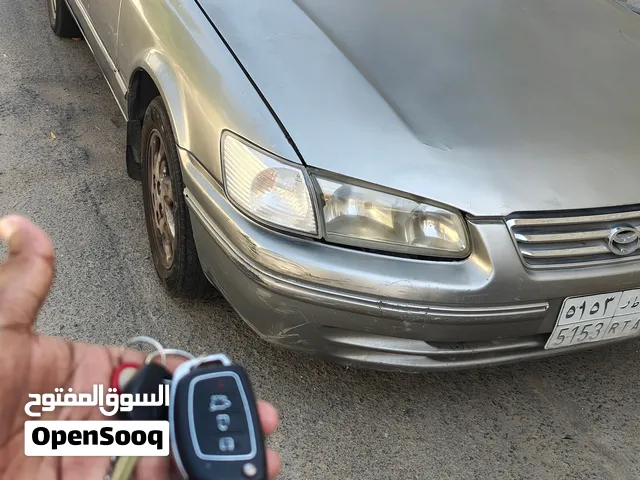 Toyota Camry 2000 auto