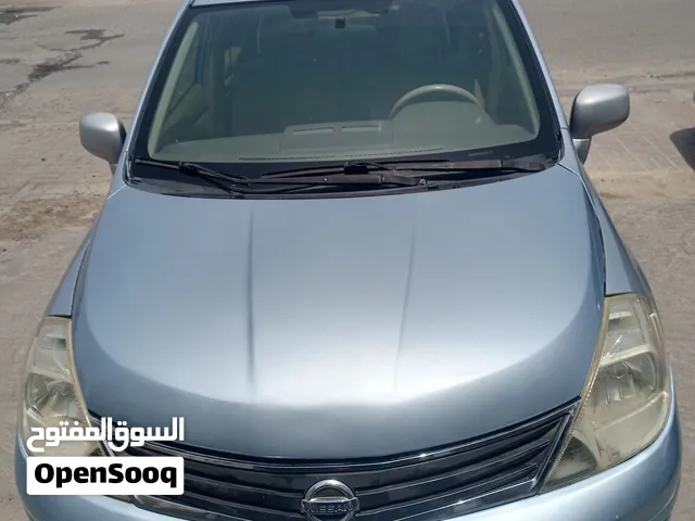 nissan versa