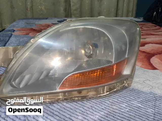 200 ريال سعودي كشافات يارس 2008