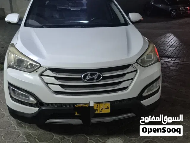 Hyundai santa fe 2015 model