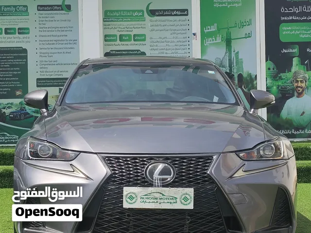 لكزس IS 200t موديل 2017 وارد أمريكي السيارة بحالة الوكالة لاتفوت الفرصه وبادر با الحجز..............