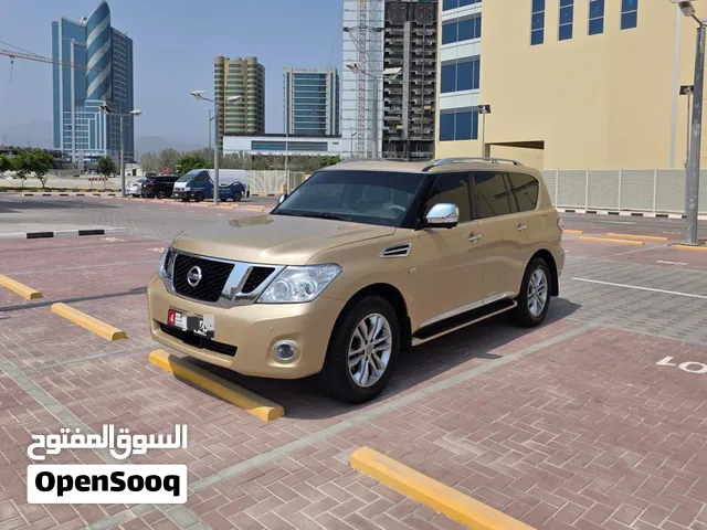 Dhs 27999/=  2012 Nissan Patrol LE Platinum قمه في النظافه - مسرفس بالكامل  - بحالة ممتازة جداً