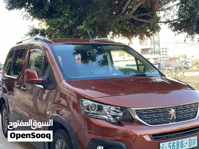 بيجو ريفتر 2020