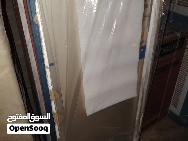 ثلاجه اونكس جديده بل باكيت للبيع محتاجه وريد ابيعها العلاج امي مريضه