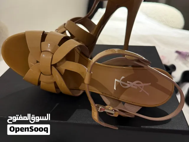 Classic YSL Tribute high heels