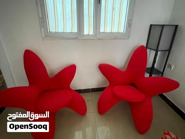 فراشة حمراء