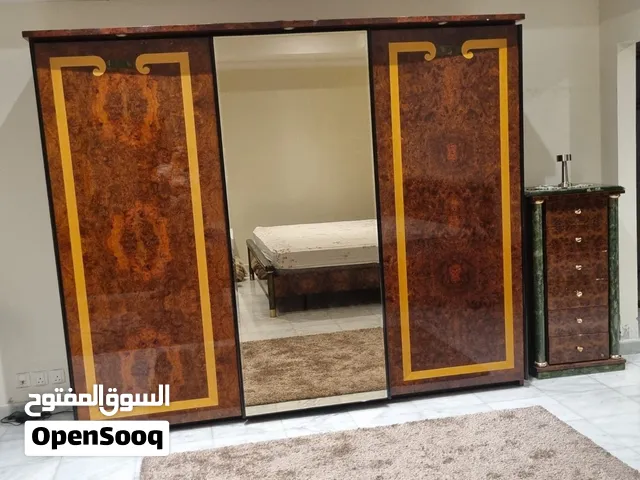 اخر فرصة غرفة نوم كامله رخام سرير