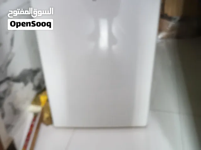 ثلاجه ثلج صغير