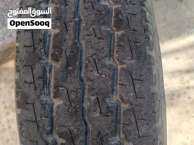 عجال باص بحاله جيده 185/14 عدد2 نوع تويو