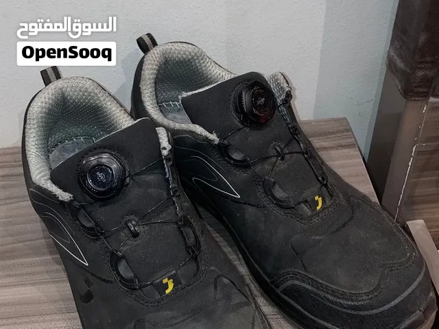 2 سيفتي شوز (Safety Shoes) بحالة ممتازة
