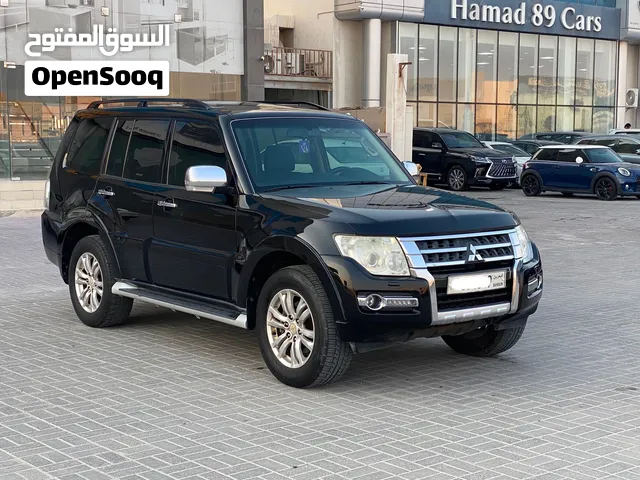 Mitsubishi Pajero GLS 2015 (Black)