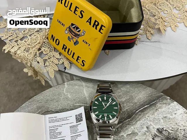 ساعة فوسيل اصلي جديده غير مستعمله