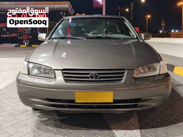 تويوتا كامري 1999 V6 – أمريكية – صنع في اليابان – بحالة جيدة