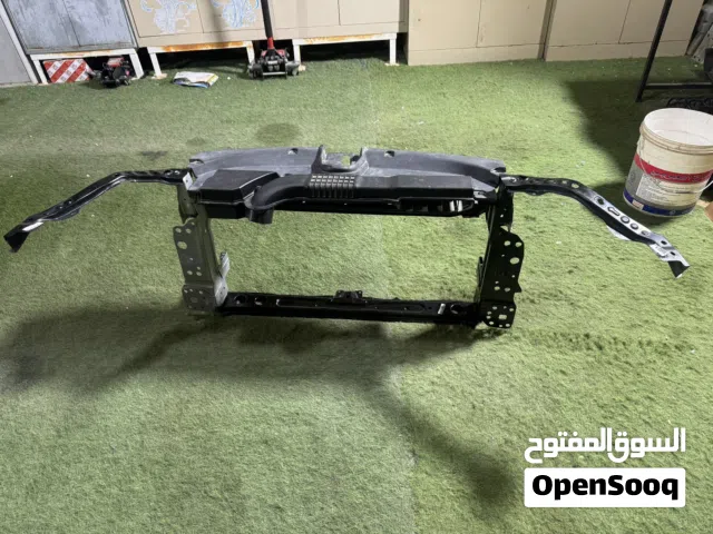 للبيع قطع غيار تويوتا كورولا من 2020 الى 2024