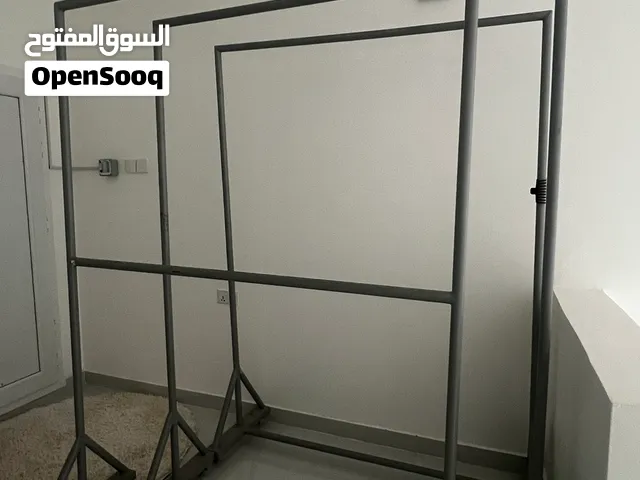 علاقة الملابس