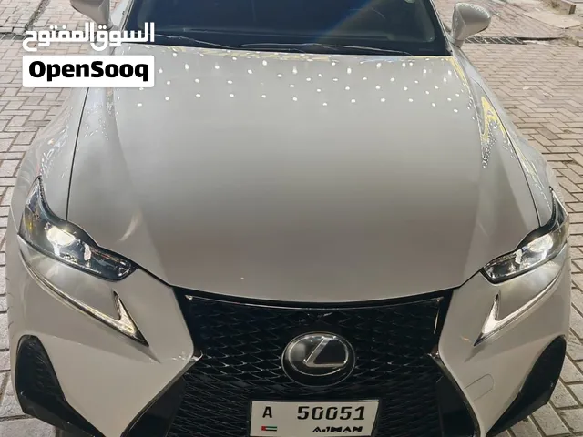 اي اس 300
