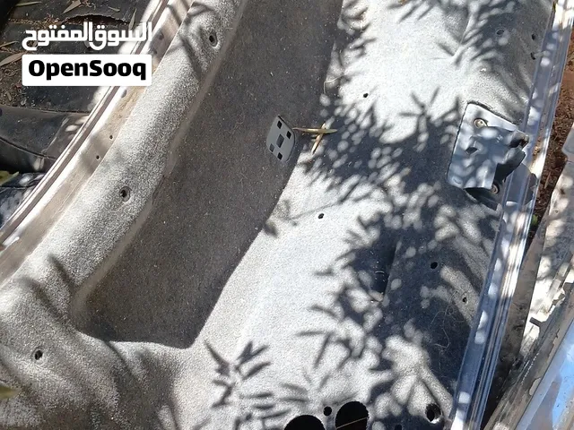 قطع مرسيدس قرش ونص