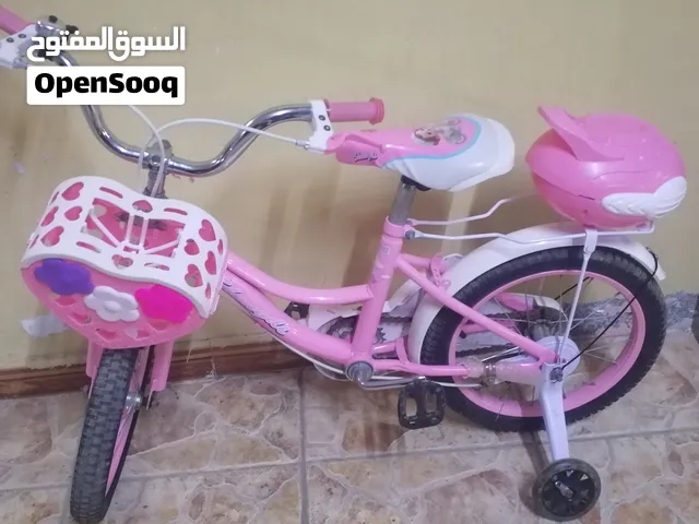 سيكل أطفال للبيع اللون وردي للبنات يصلح من عمر 4-8 تقريبا السعر 18 ريال / قابل للتفاوض بشي بسيط
