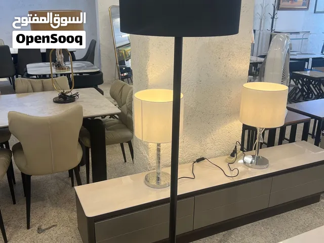 سايد لامب أسود كامل فاخر 165سم إضاءة أرضية مودرن وأنيقة شامل التوصيل 35 دينار (عمان)