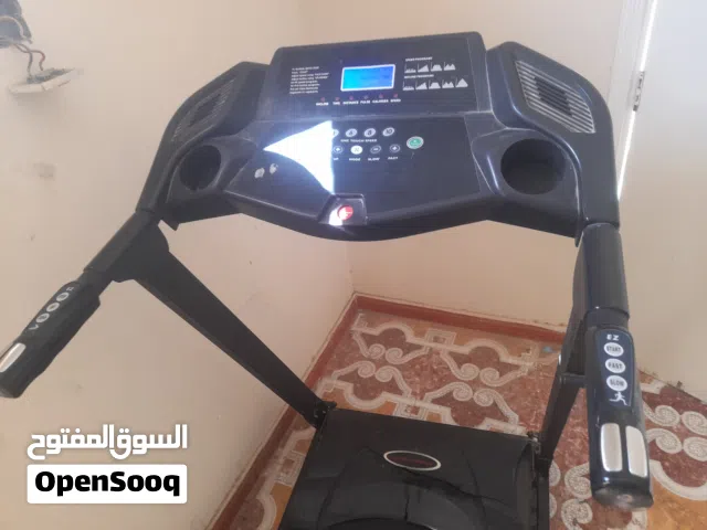للبيع الات مشي و سيكل  رياضي بي 60فقط