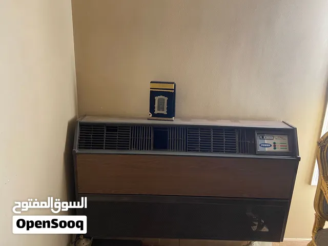 تكيف باور أمريكي بحالة جيدة جدا