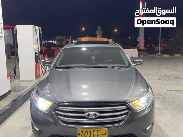 Used Ford Taurus in Buraimi