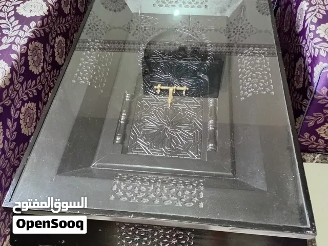 طاولة مغربية فاخرة من الخشب الطبيعي والزجاج