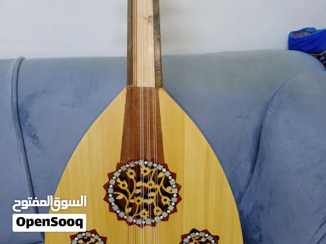 عود آله موسيقيه