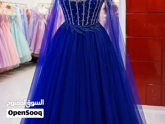 فستان سهرة أزرق ملكي فاخر
