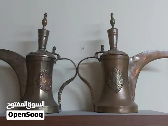دلال نحاسية نادرة، حجم كبير
