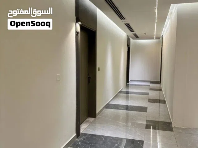 بسعر ممتاز من المالك وتملك حر للغرفة وصالة للبيع في عجمان.على شارع الرئيسي لا يوجد عمولة تحت الإنشاء