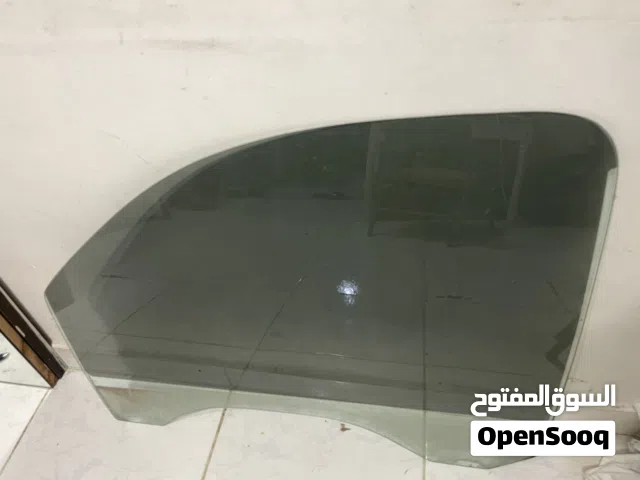 للبيع زجاج الباب جهة السائق امامي يناسب يوكن وتاهو 2007 إلى 2014