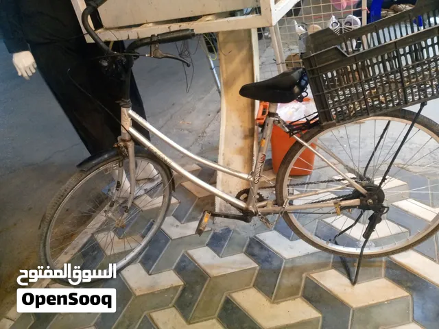 سلام عليكم للبيع بايسكل نوع بناتي نضيف جدا مكاني بغداد جديدة السعر 60 الف الي يريدة يخابرني على الرق