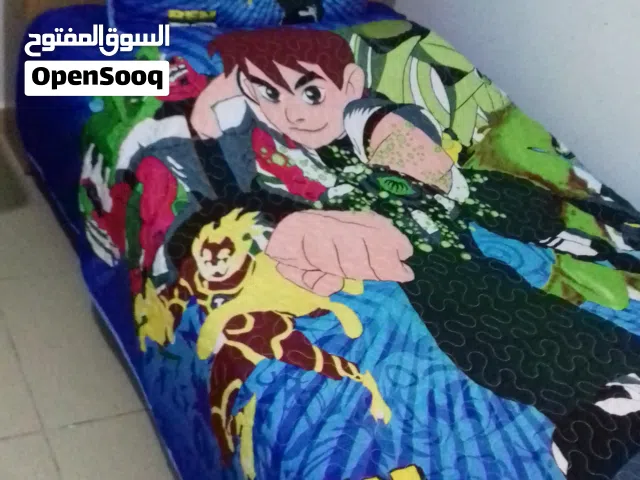 غطاء سرير ازرق ولادي وزهري بناتي  للبيع