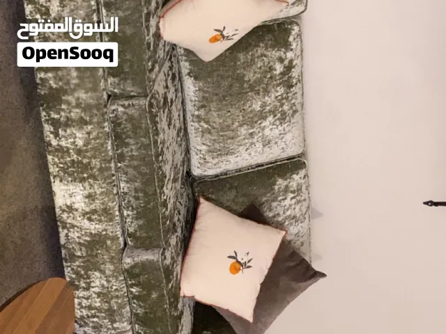 كنبتان آشلي بحاله ممتازه