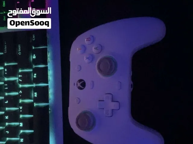 ايد xbox g7 نضيفة مافيها ولا عطل مدة الاستخدام تقريبا سنة سبب البيع بعت الxbox مطلوب فيها 30 دينار