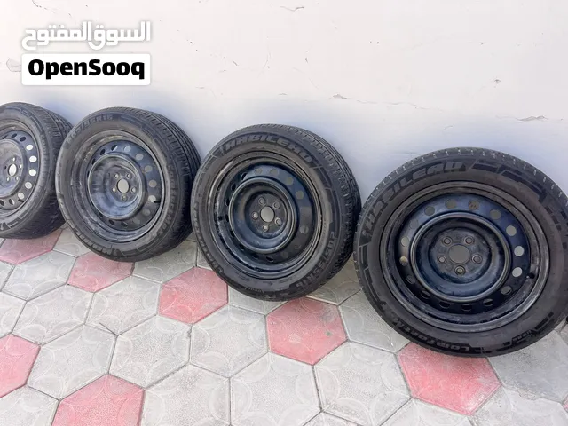 للبيع رنجات شنابر مع الأطارات شركة هابليد موديل 2025 رقم 205/55/16 حال كرولا موديل 2014وفوق
