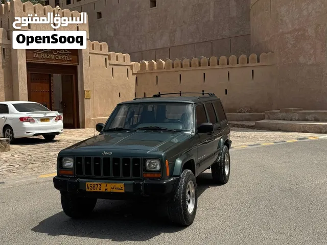 Used Jeep Cherokee in Al Batinah