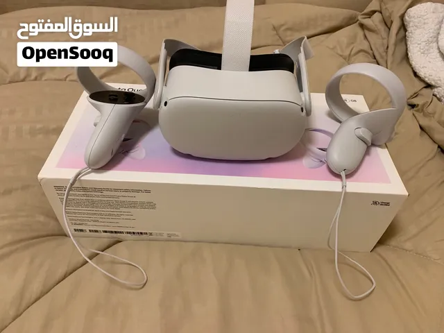 Vr meta quest 2 ويا سكوتر سريع ومستعمل شوي لاكن كل شي معدل فيه والvr مستخدم شهر بس