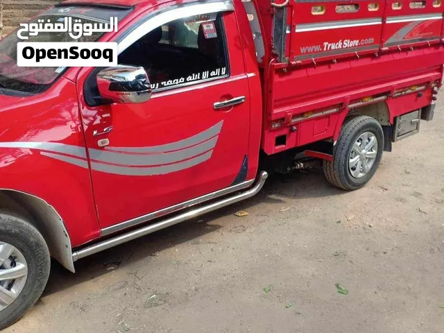 شركة الطارق لنقل الاثاث بأمان تام