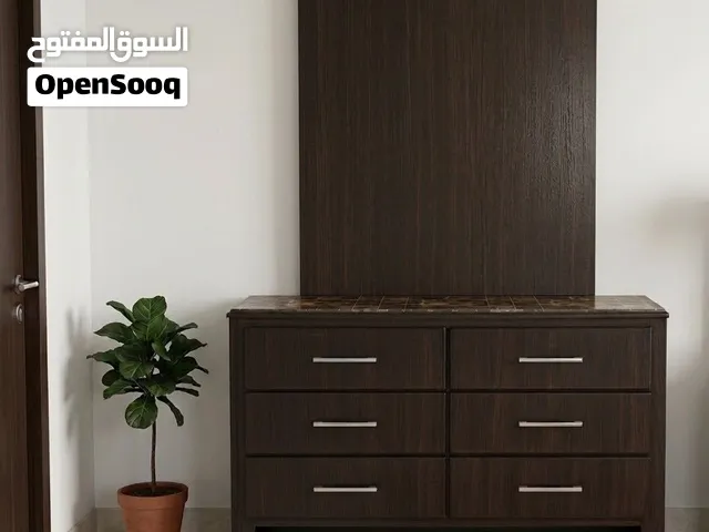 للبيع غرفة نوم مفردة خشب سويدي