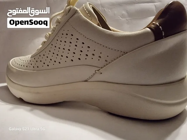 جزمه كلاركس اصلي