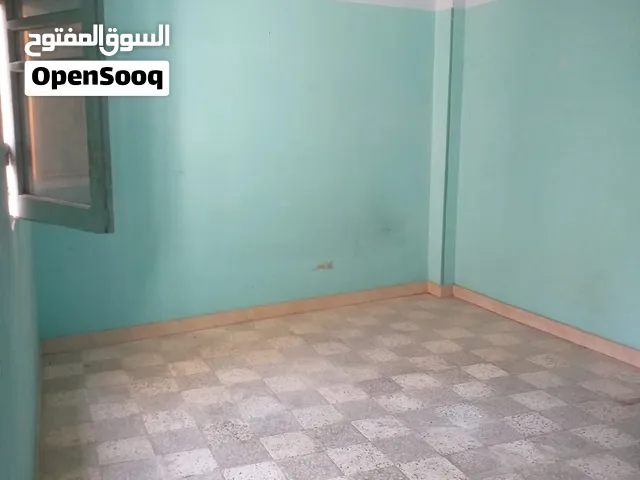 شقة دور رابع اوضتين وصالة