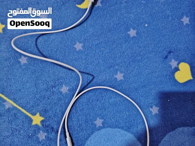 شاحنة ايفون 13