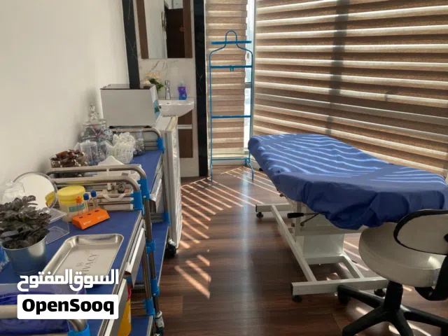 عيادة جاهزة للبيع مستعجل